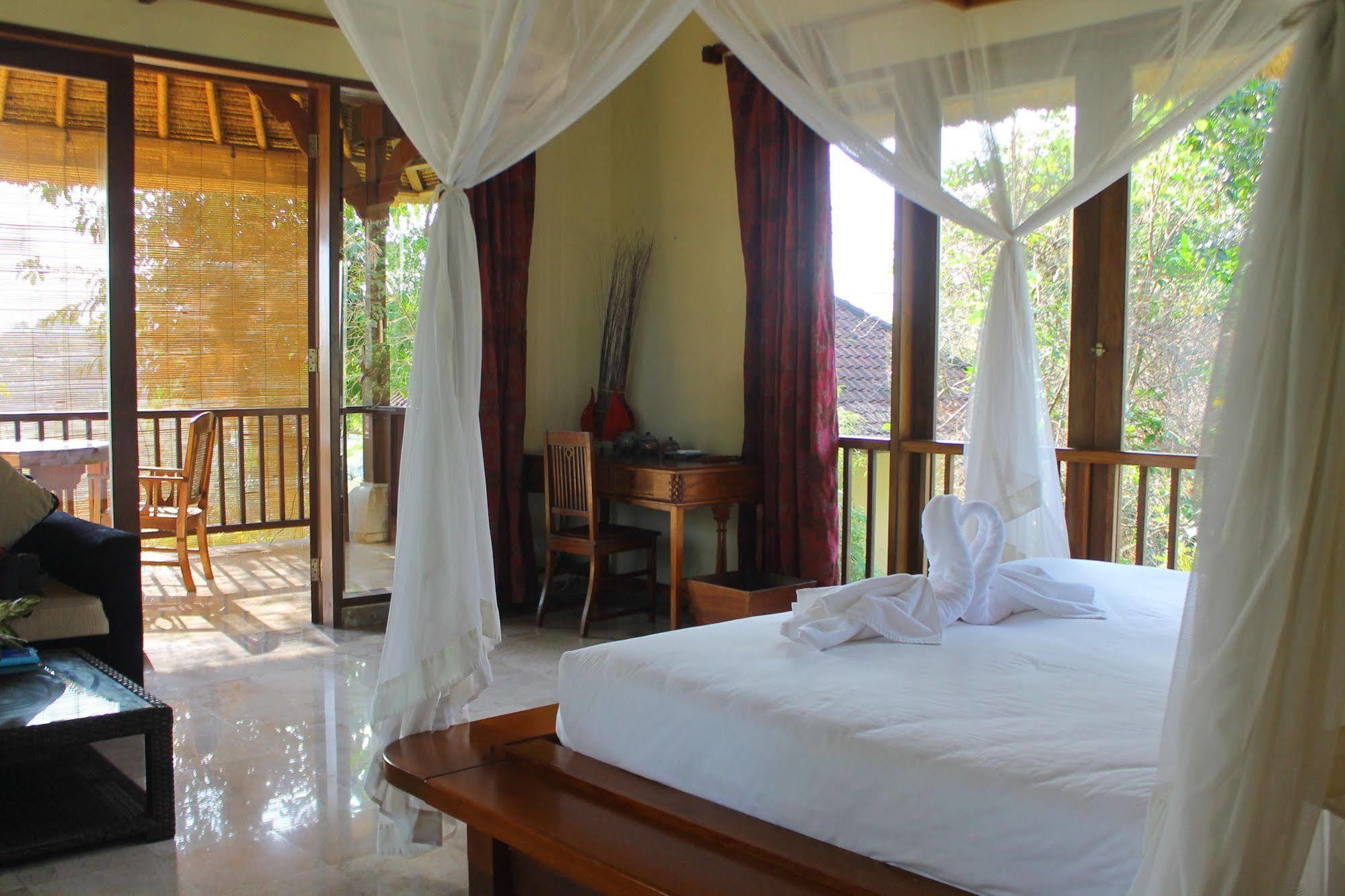 Gayatri Ubud Exterior foto